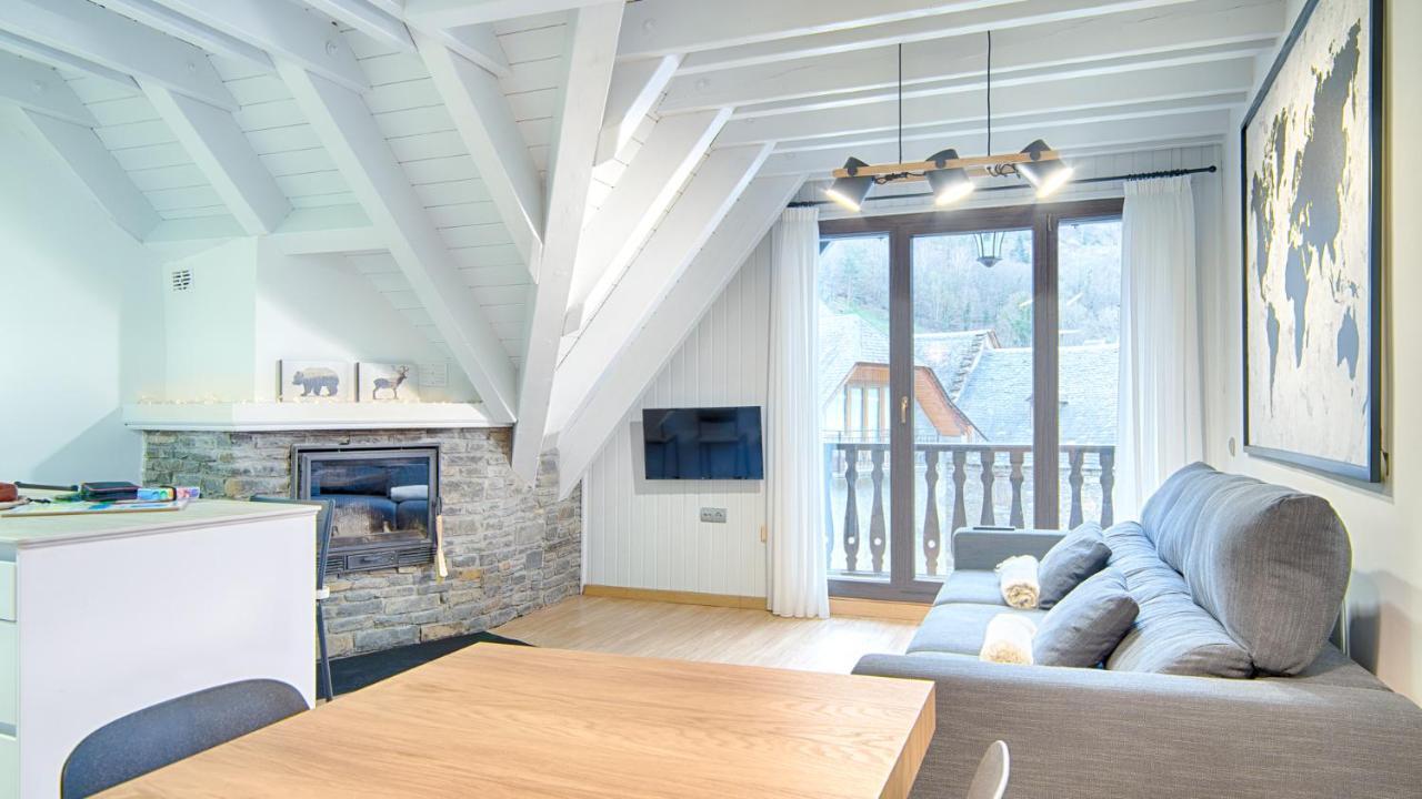Saplan Real Estate Pijauert Apartment Les Bagian luar foto
