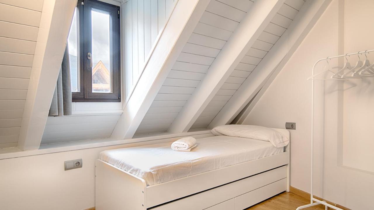 Saplan Real Estate Pijauert Apartment Les Bagian luar foto